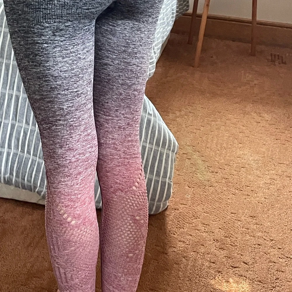 PINK Victoria's Secret Ombre Black and Pink Leggings - Picture 3 of 10